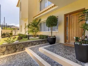Spacieuse maison de vacances avec piscine privée, terrasse et barbecue | Vue nature - Image 3