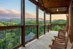 Maison adaptée aux familles avec barbecue, jacuzzi et internet haut débit | Vue montagne - Image 2