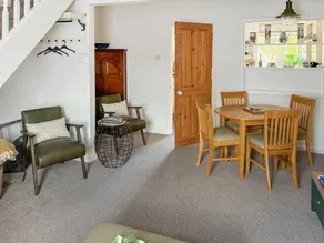 Children-friendly beautiful cottage with garden & barbecue | River view | Dogs allowed - Image 4