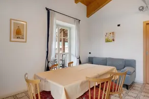 Ferienwohnung 'Montiggl' mit Bergblick, Wi-Fi und Klimaanlage - Image 3