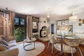 Holiday home with pool, garden & fast internet | Garden view | Perfect for remote work - Image 4