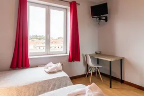 Private room with terrace | Sea view | Suitable for remote work - Image 5
