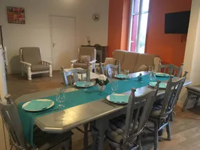 Cottage avec jardin, piscine chauffée et barbecue - Image 3