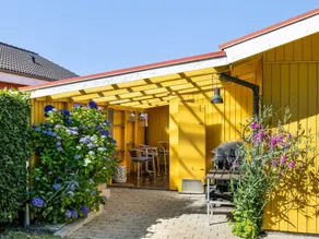 Family-oriented holiday home with terrace & BBQ | Sea view | Close to the beach | Pets are welcome - Image 4