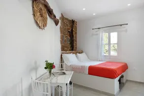 Studio with garden & terrace | Mountain view - Image 2