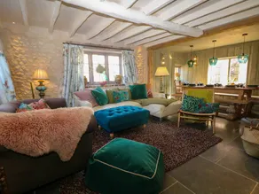 Casa rural apropiada para familias con jacuzzi y jardín | Admite mascotas - Image 4