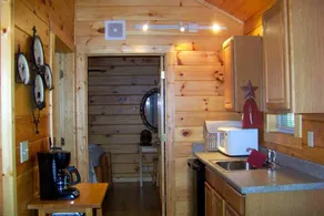 Romantic Cabin Rental for Two with a Private Hot Tub near St. Louis, Missouri - Image 3