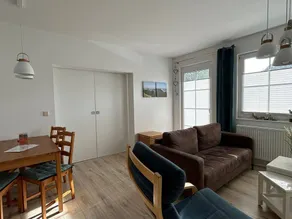 Apartment with terrace - Image 5