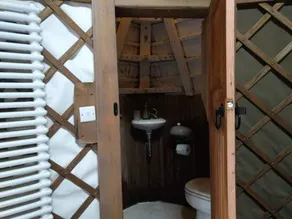 Cabin with barbeque & hot tub | Beach view | Next to the beach - Image 5