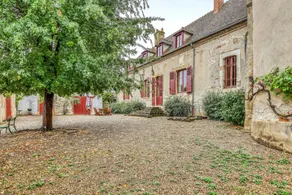 Comfortable villa with private pool in Lucenay-lès-Aix - Image 3