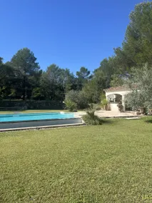 Camera privata con terrazza, piscina privata e giardino - Image 3
