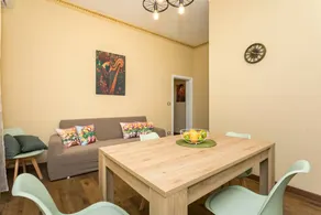 Wonderful holiday apartment with garden & terrace | Garden view - Image 4
