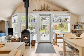 House with barbecue & terrace - Image 3