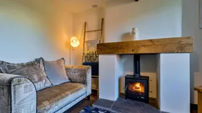 Wonderful holiday home with garden - Image 2