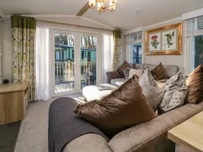 Family-oriented cottage with garden | Beach view - Image 5