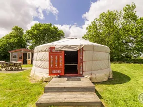 Yurt Stay with Terrace and Panoramic Views in Denneville - Image 4
