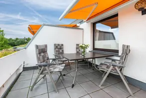 Traumwohnung am Sorpesee mit Panoramablick auf den See und beheiztem Innenpool - Image 2
