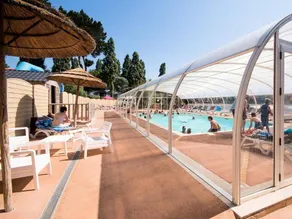 Child-friendly tent with terrace & heated pool | Pets are welcome - Image 2