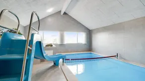 House with pool, BBQ & garden - Image 4
