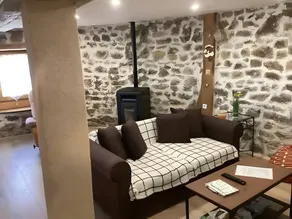 Apartment 'Appartement De Charme Saint-Romain' with Wi-Fi and Air Conditioning - Image 4