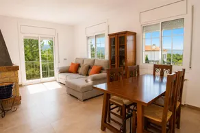 Villa with garden, terrace & BBQ - Image 5