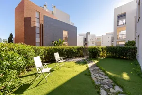 Child-friendly apartment with terrace, pool & garden | Garden view | Next to the beach | Suitable for remote work - Image 3