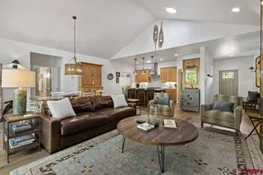 A/C, Hot Tub, Fire Pit, Fenced Yard, Pet Friendly! - Image 4
