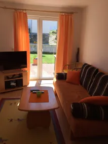 Family-friendly holiday home with barbecue, garden & terrace | Garden view - Image 4