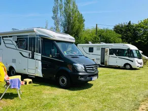 Familienfreundliches Mobilheim mit beheiztem Pool - Image 3