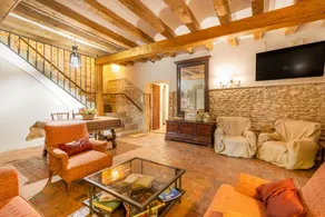 Children-friendly lovely studio with BBQ, garden & pool | Garden view | Suitable for remote work - Image 5