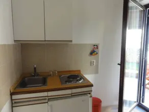 Holiday apartment with garden & terrace - Image 3