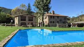 Apartment 'Mas El Carrer - Verd' with Shared Pool, Shared Garden and Wi-Fi - Image 4