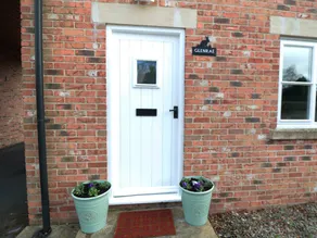 Cottage with garden - Image 3