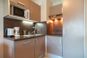 Children-friendly charming apartment with terrace, heated pool & garden | Close to the beach - Image 3