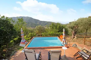 Children-friendly flat with terrace, private pool & barbeque | Garden view | Perfect for remote work - Image 2