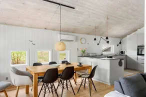 House with BBQ, sauna & terrace - Image 5