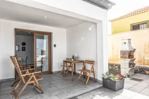 Apartment 'Cerca Nueva B2' with Sea View, Wi-Fi and Air Conditioning - Image 3