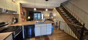 Wooded Wonder-2 Bedroom Ski-in and out with Hot Tub - Image 5