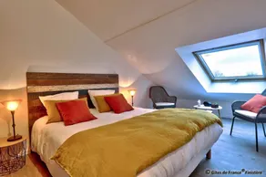 Gîte con piscina riscaldata, terrazza e giardino - Image 4