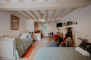 Children-friendly lovely studio with barbecue, garden & terrace | Garden view | Perfect for remote work | Dogs allowed - Image 3