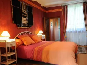 Charming Accessible Yemeni Suite in the Heart of Argonne - Image 2