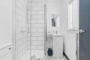 Flat with 1 room for 2 persons - Image 5
