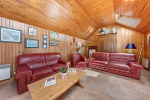 Ground-Floor Stone Cottage Between Countryside and Sea - Image 3
