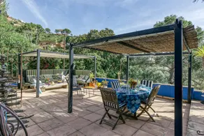 Holiday Home 'La Casa De Los Artistas' with Mountain View, Private Terrace and Wi-Fi - Image 2