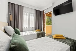 Child-friendly villa with garden, fast internet & barbeque | Dogs allowed - Image 4
