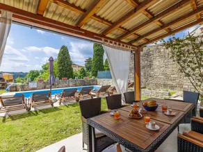 Fully equipped holiday home with garden, private pool & terrace | Nature view | Dogs allowed - Image 3