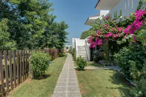 Children-friendly bed & breakfast with terrace & barbecue | Garden view | Beach nearby | Good for workation | Pets allowed - Image 2