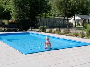 Child-friendly tent with pool & terrace | Pet-friendly - Image 3
