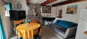 Charming house with garden, jacuzzi & BBQ | Mountain view - Image 3