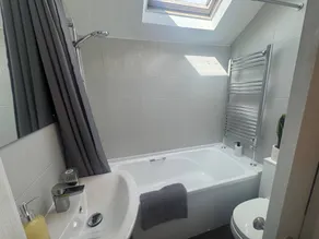 Fully equipped apartment with garden - Image 4